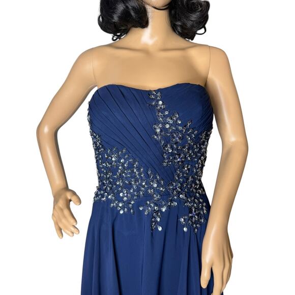 Alyn Rose Designs sweetheard strapless navy embellished pleated gown size 6 - Picture 7 of 17